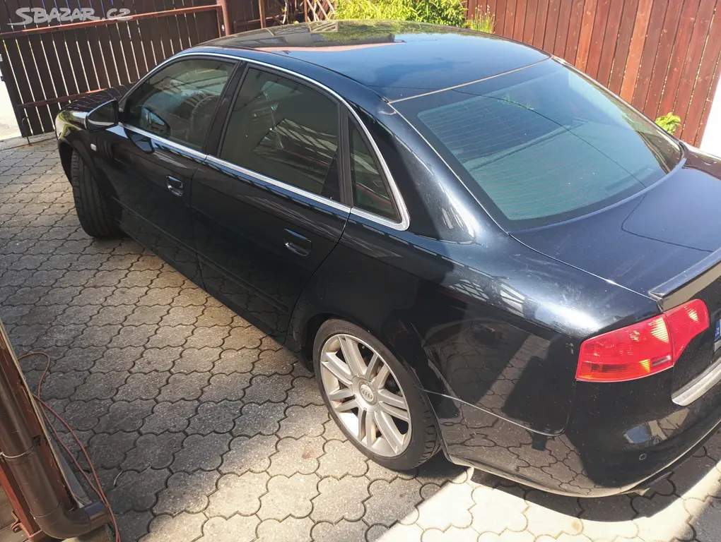 Audi A4 B7 - fotka 3