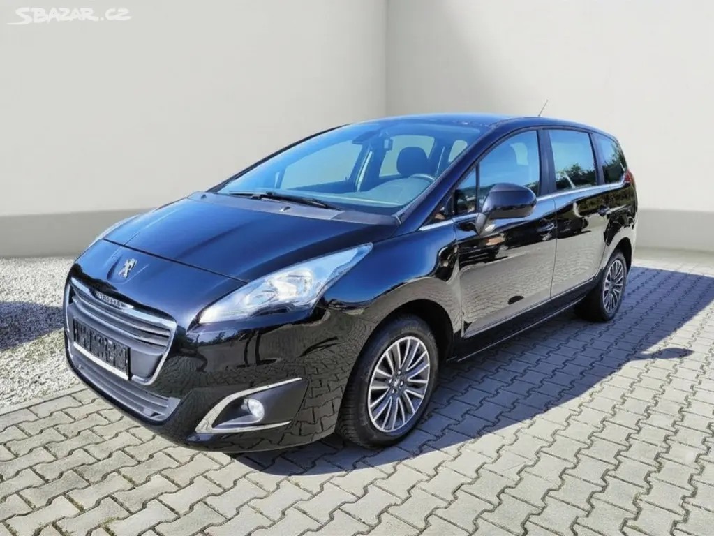 PEUGEOT 5008 1.6 HDi ACTIVE 88KW,7-MÍST,PDC,ZÁVĚS