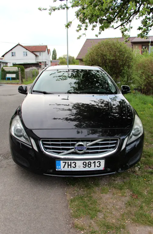 Volvo V60 2.0L 120KW - fotka 3