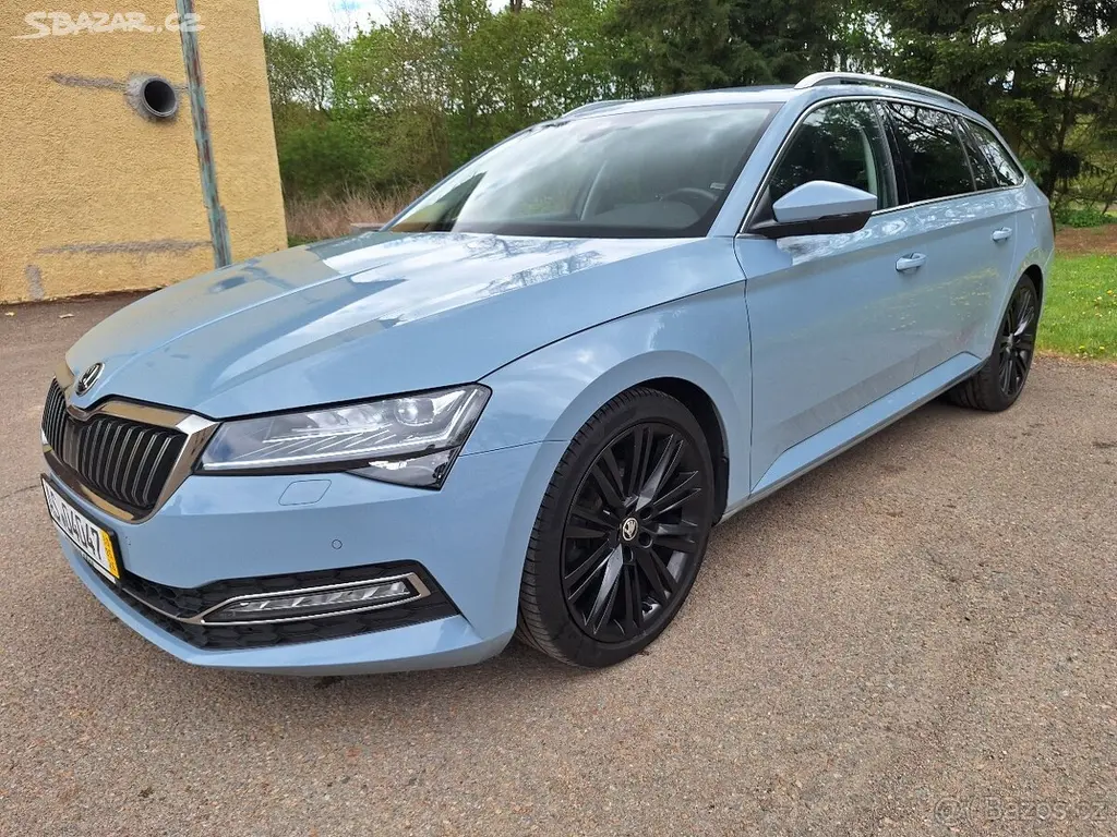 Škoda Superb 2.0 TDI DSG 1.majitel - fotka 2
