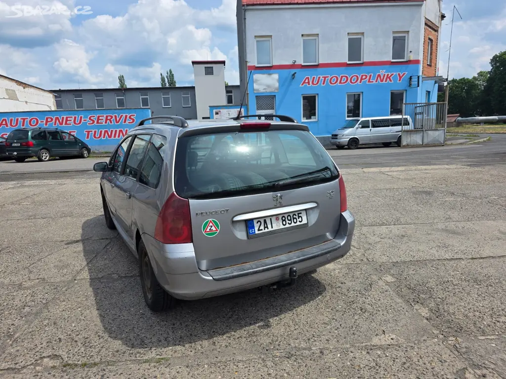 Peugeot 307 SW - fotka 2