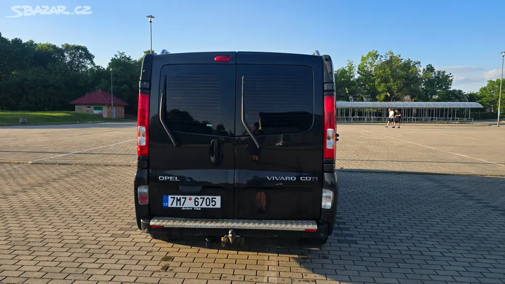 Opel Vivaro r.v. 2010 - fotka 6