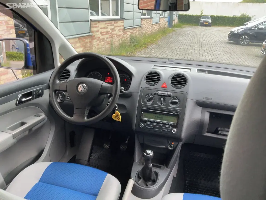 Volkswagen Caddy, MAXI 1.6MPi 75KW 7-MÍST VYHŘ.S - fotka 3