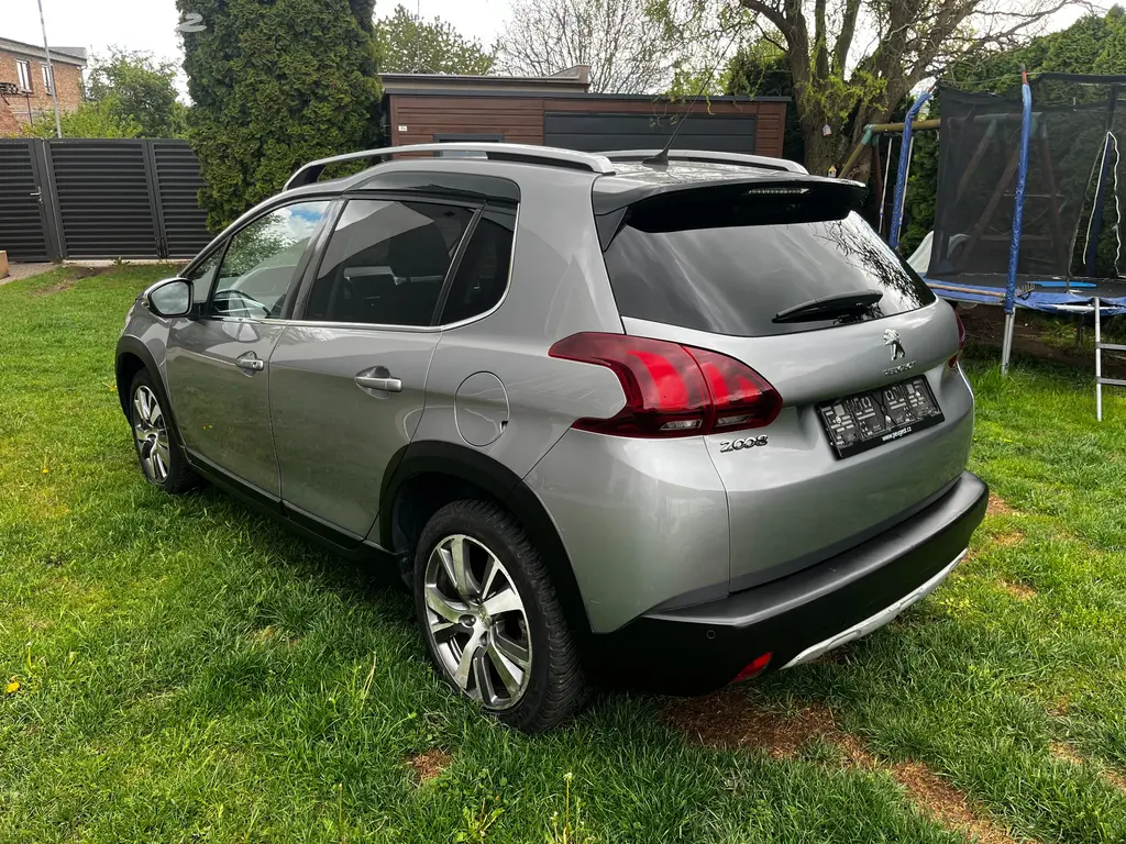 Peugeot 2008 Crossway 1.2i 81Kw Automat naj 90Tkm - fotka 3