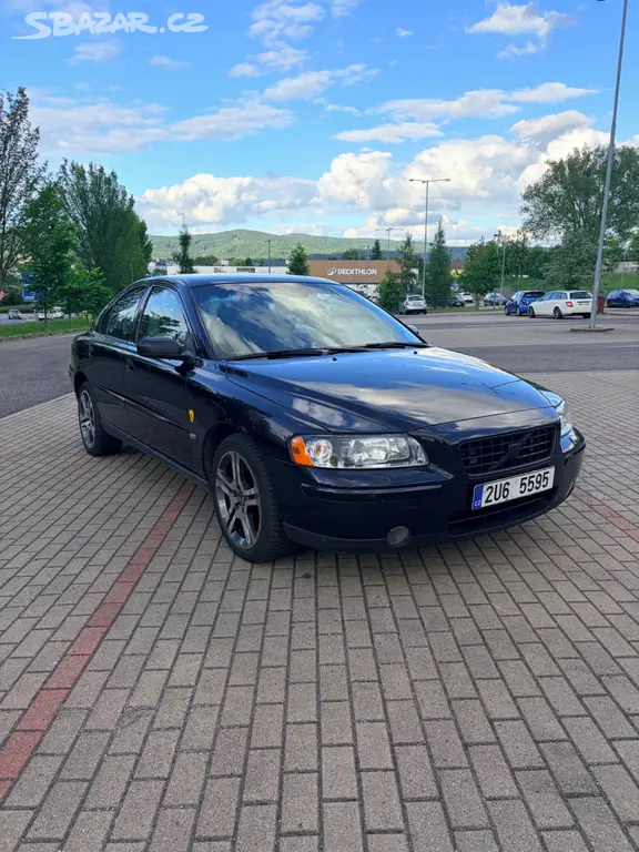 Volvo S60 2.5T AWD 154 kW MANUÁL, 224 tis. km