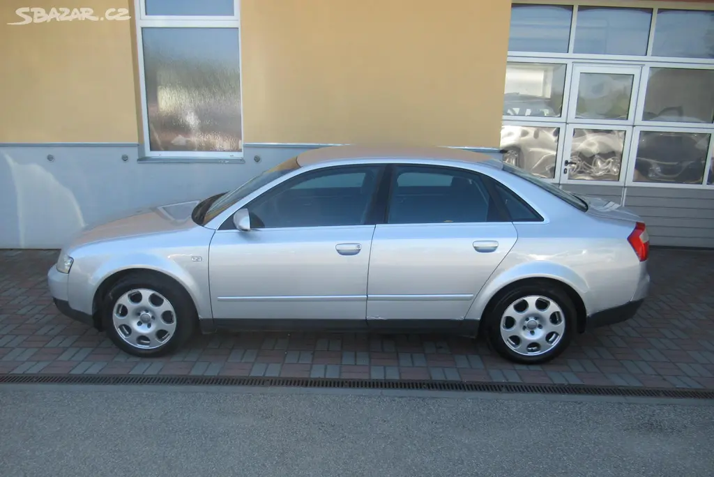 Audi A4, QUATTRO 1.9 TDi AUT. KLIMA - fotka 6