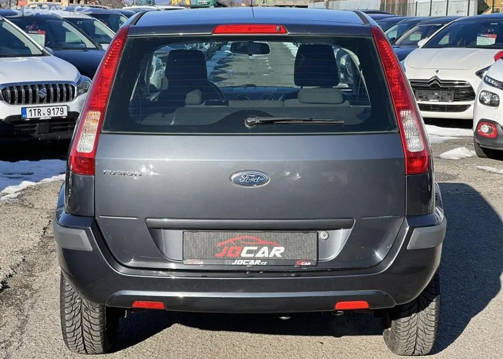 Ford Fusion 1.4i 16v KLIMATIZACE ABS manuální - fotka 6