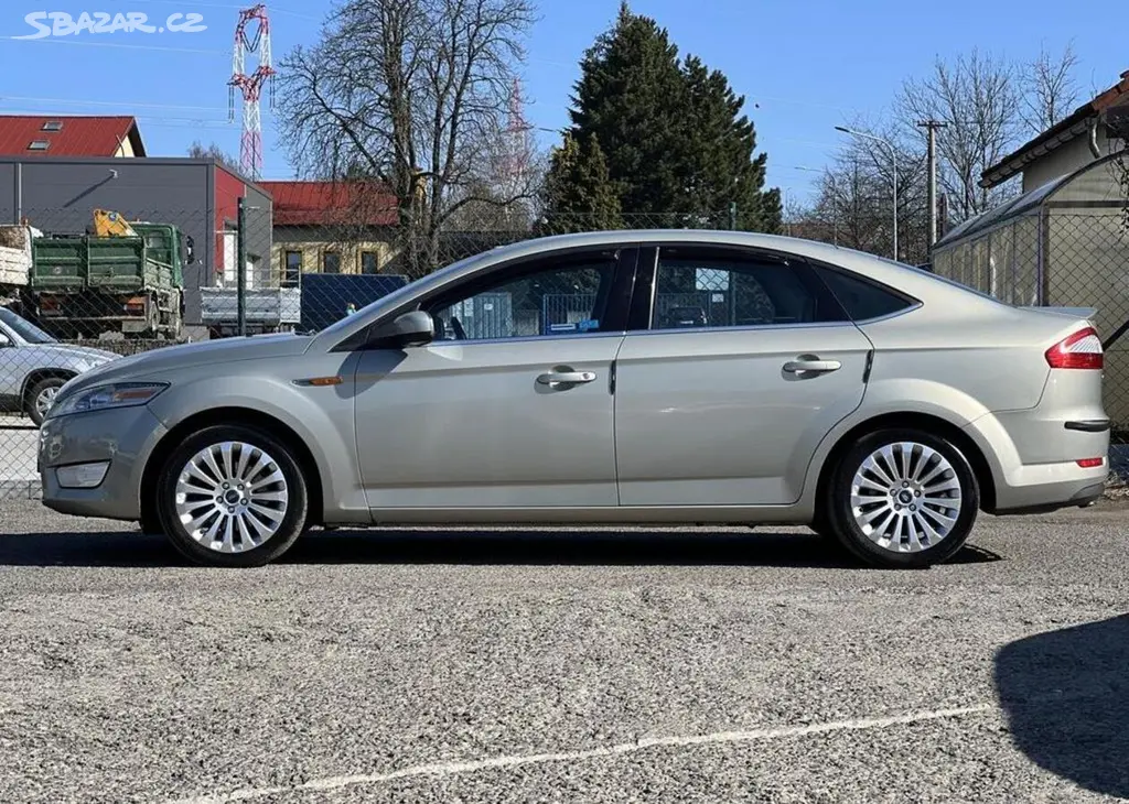 Ford Mondeo 2.0TDCi ALU KLIMA PŮVOD ČR manuální - fotka 4