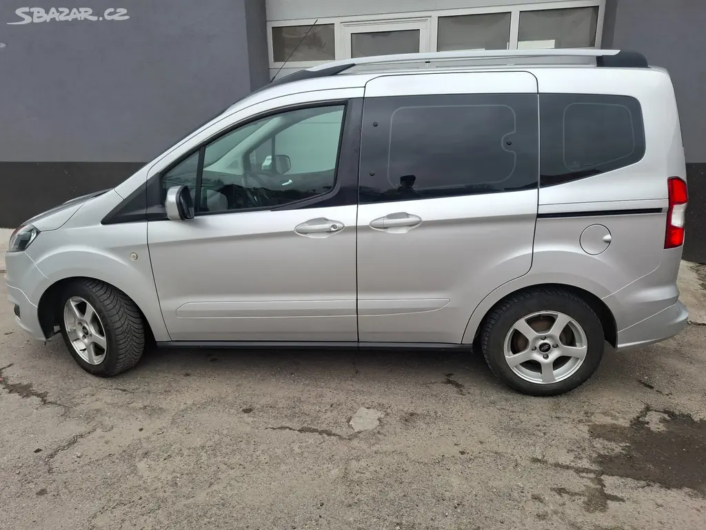 FORD TOURNEO COURIER benzin, r.18 160000km, ČR - fotka 2