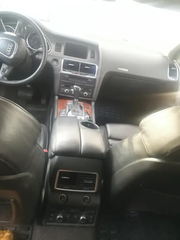 Audi Q7 - fotka 3