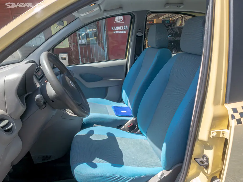 Fiat Panda 1.2i 44KW SERVO KLIMA - fotka 5