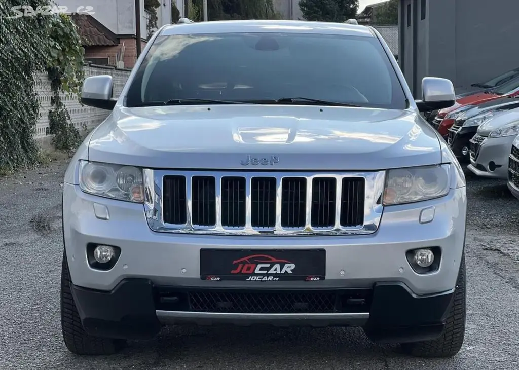 Jeep Grand Cherokee 3.0CRD LIMITED AUTOMAT NAVI - fotka 2