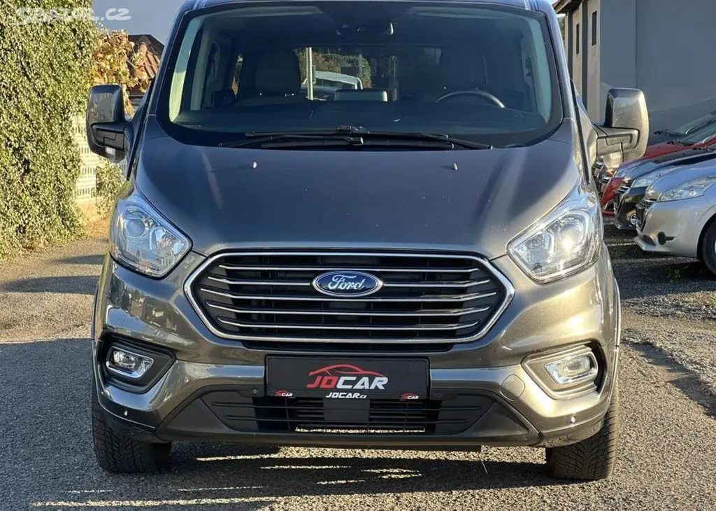 Ford Tourneo Custom 2.0TDCi 8MÍST ČR odp.DPH - fotka 2