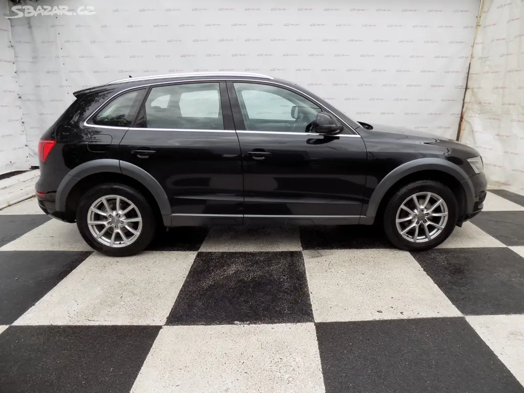 Audi Q5, 2.0TDI/4x4/Bi-xenon/LED/ - fotka 6