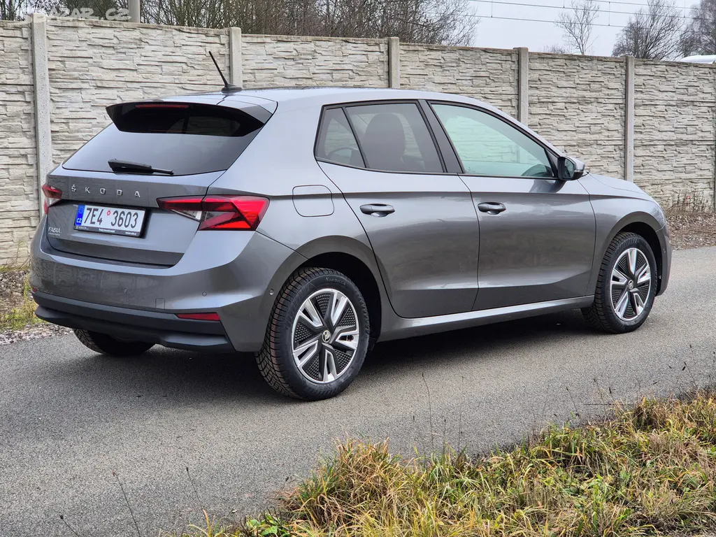 Škoda Fabia, 1.0 TSI, 70kW, TOP, DPH - fotka 4