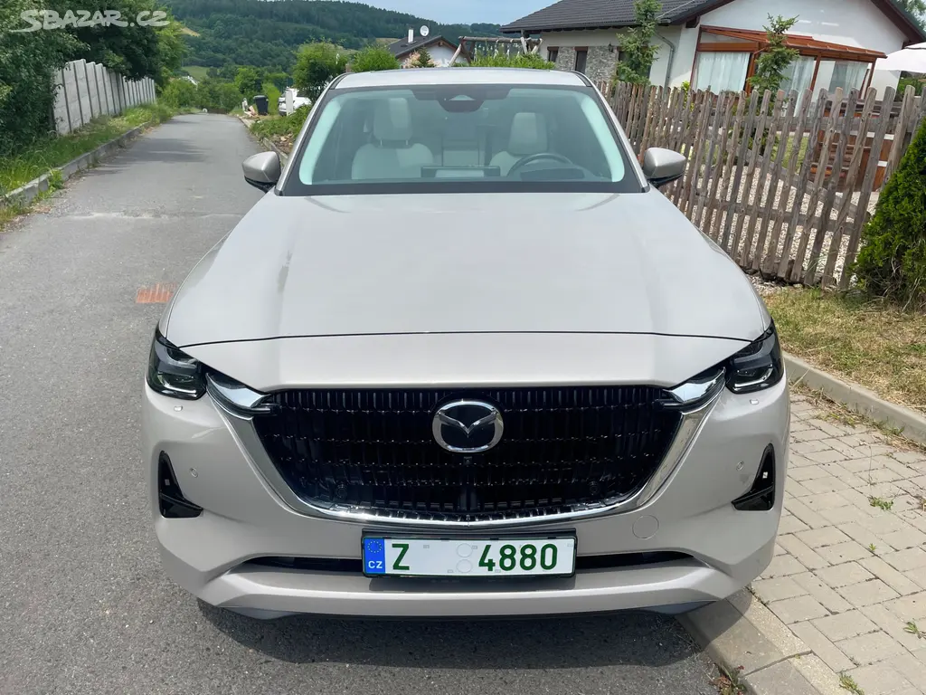 MAZDA CX60 2.5 PHEV AWD TAKUMI+ NEHAVAROVANE -DPH - fotka 2