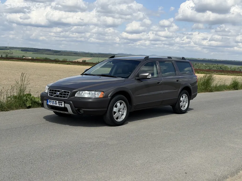 Volvo XC70 2.4 D5 AWD Cross Country 2007 - fotka 2