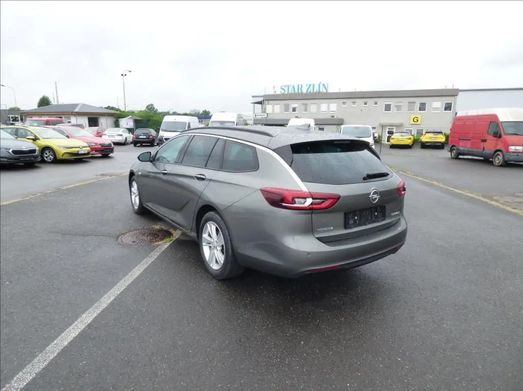 Opel Insignia, 2,0 CDTi Business Edition - fotka 6