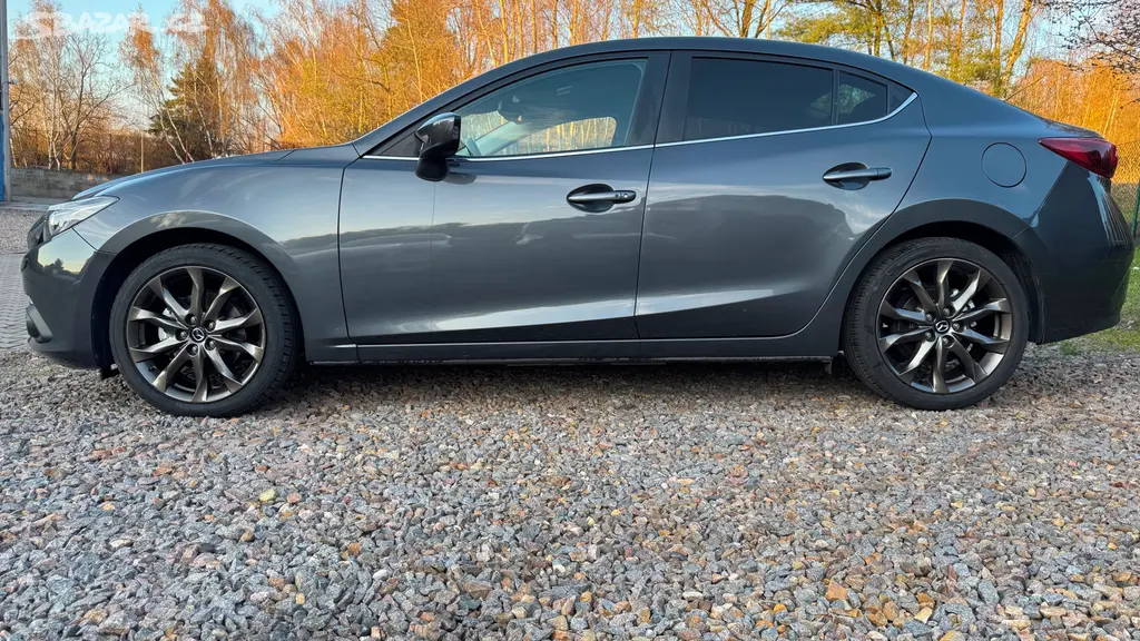 Mazda 3, 2.2 SKYACTIV-D 150Hk. BOSE - fotka 3