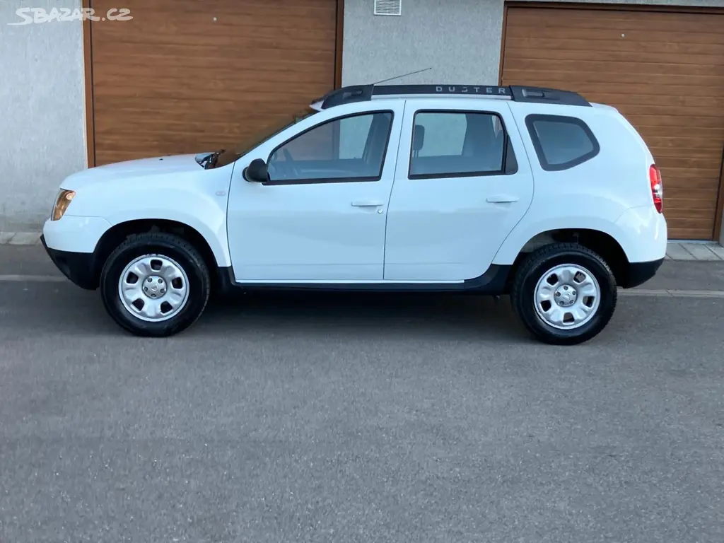 Dacia Duster, 1,6 84kW 4x4 koup.ČR - fotka 6