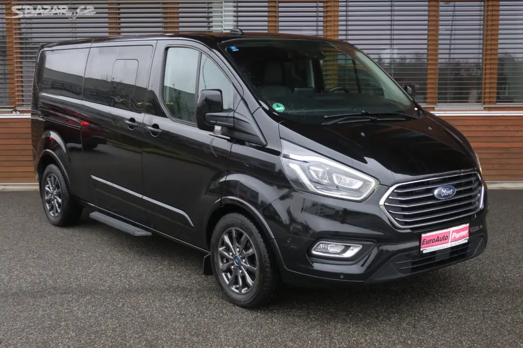 Ford Tourneo Custom, 2.0 TDCi 320 L2 Titanium 8Míst - fotka 5