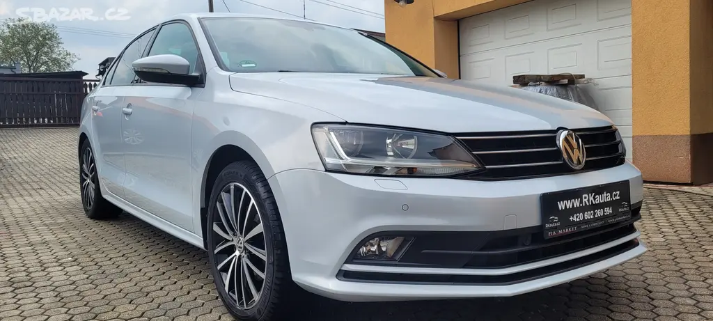 VW Jetta 1,4TSi 92kW benzín Allstar - fotka 3