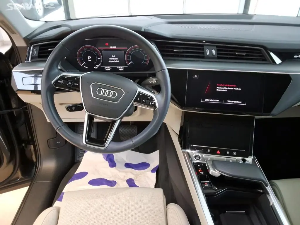 Audi e-tron, 55 300kW S-line DigiLED NV Taž - fotka 5
