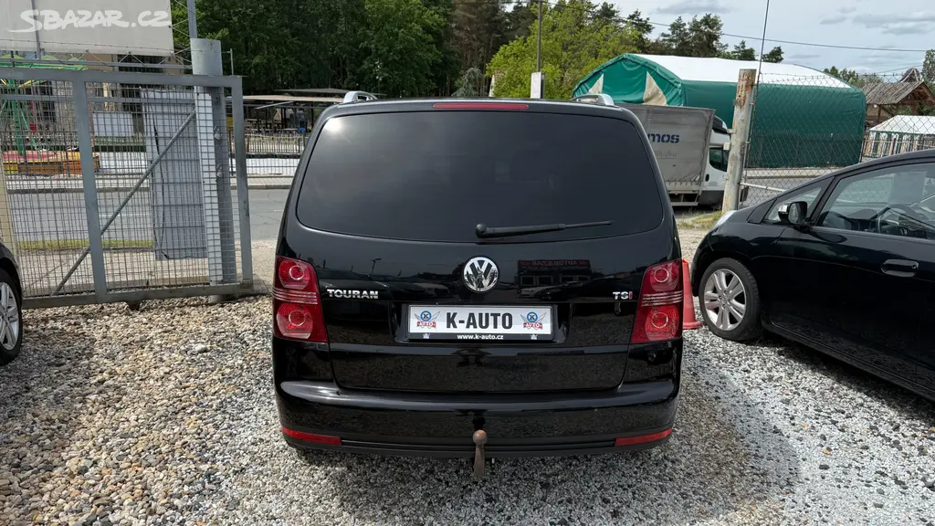 Volkswagen Touran 1.4TSi 103kW DSG,Tažné,ALU - fotka 5