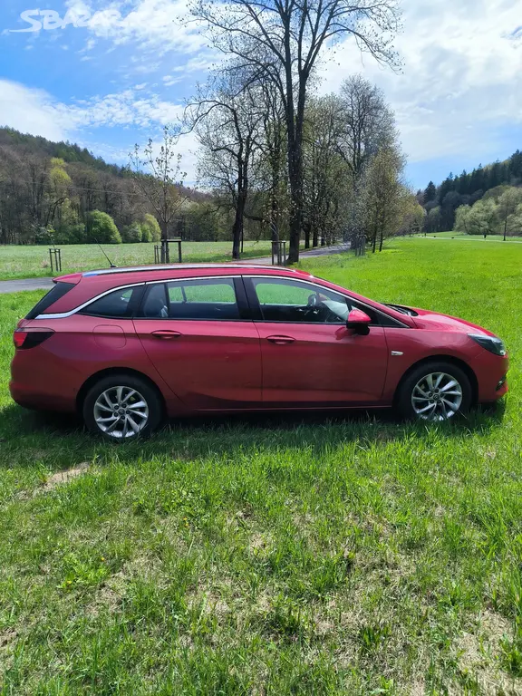 Opel Astra K Facelift TOP výbava Elegance 107kW - fotka 4