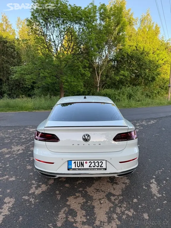 Volkswagen Arteon 2,0 TSI DSG 140 kW - fotka 5
