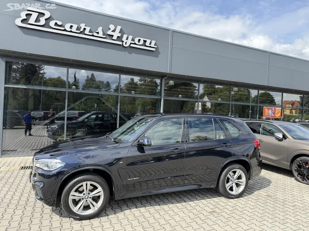BMW X5, 30XD 190kW M-PAKET PANORAMA!!! - fotka 5