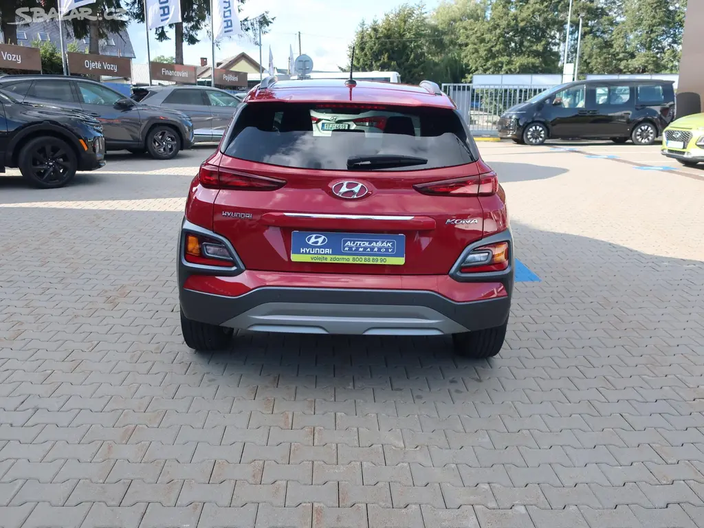 Hyundai Kona, 1.6T-GDi 130kW 4x4 DCT STYLE - fotka 6