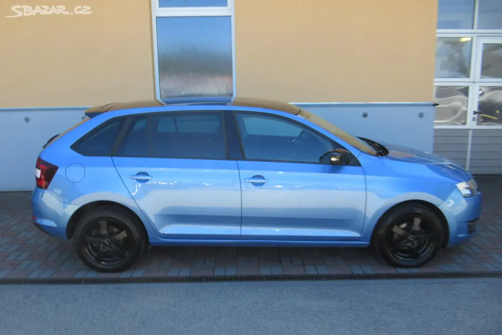 Škoda Rapid, 1.4TDI AUT.KLIMA PANORAM TAŽNÉ - fotka 3