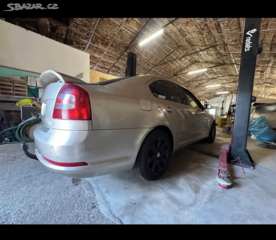 Škoda Octavia 2 L&K, RS paket, STK 05/2028 - fotka 4