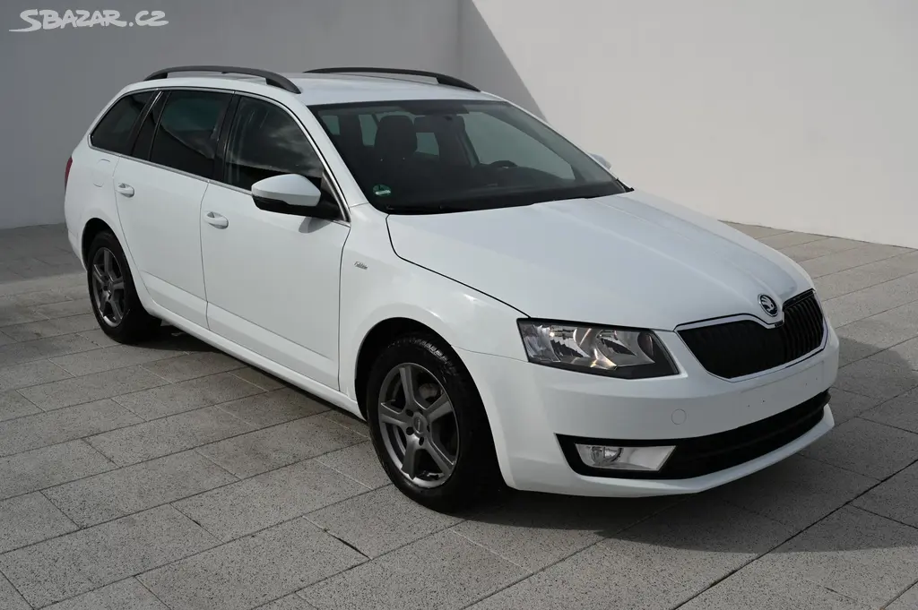Škoda Octavia, 1.6TDI 77KW Edition 4/2015 - fotka 3