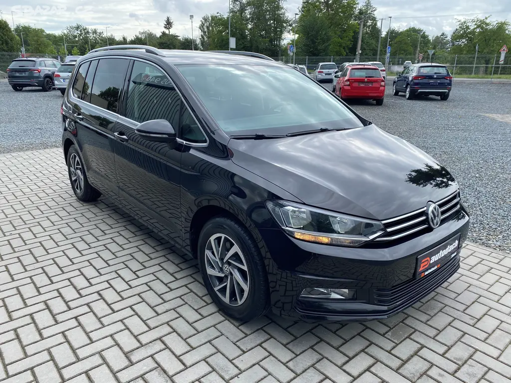 Volkswagen Touran, 1.4 TSI 110kW - 1xMAJ.- 7 MÍST - fotka 6