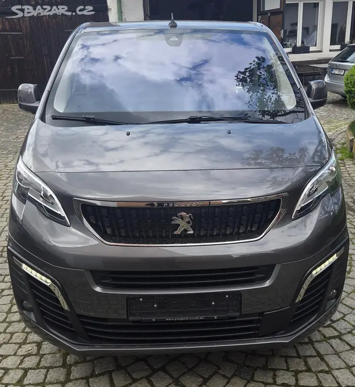 Peugeot Traveller 2,0 HDI 110KW manuál
