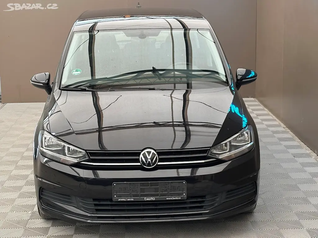 Volkswagen Touran, 2.0 TDi SCR Trendline - fotka 3