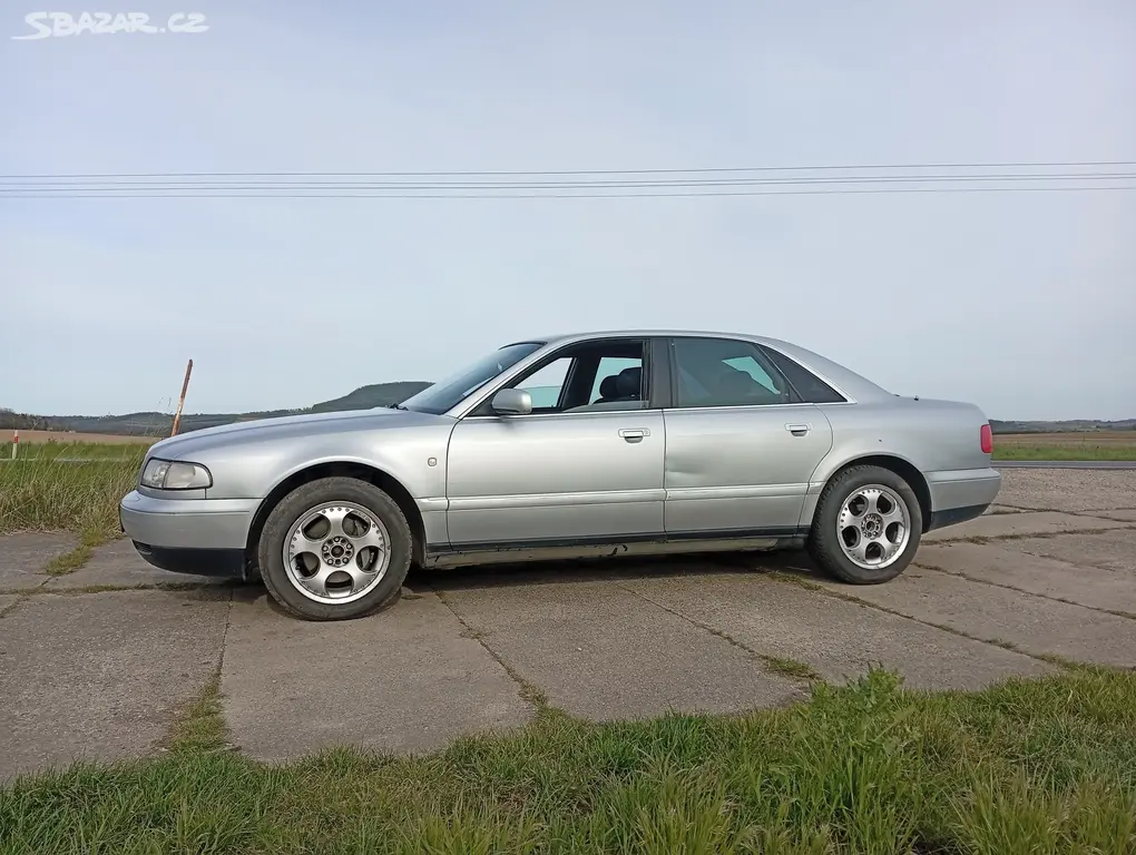 Audi A8 - fotka 2