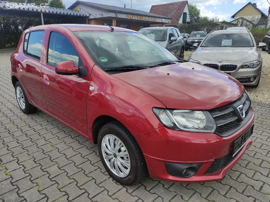 DACIA SANDERO II 1.2i 55 KW, KLIMA,1.MAJ.,BC,MFV - fotka 3