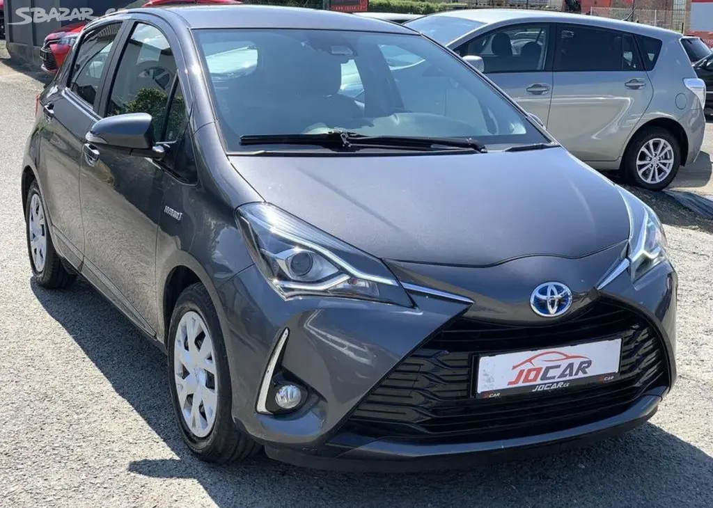 Toyota Yaris 1.5i HYBRID AUTOMAT odp.DPH - fotka 3