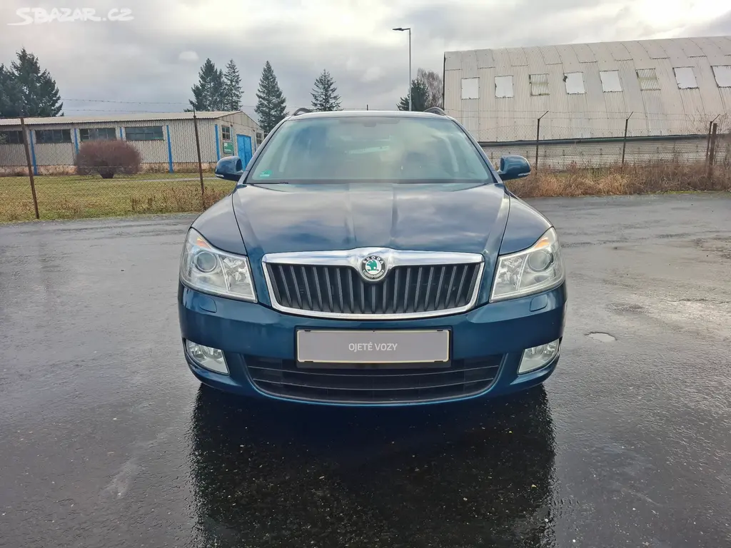 Škoda Octavia II kombi 1.2TSi 77kW,xenony,rozvody - fotka 2