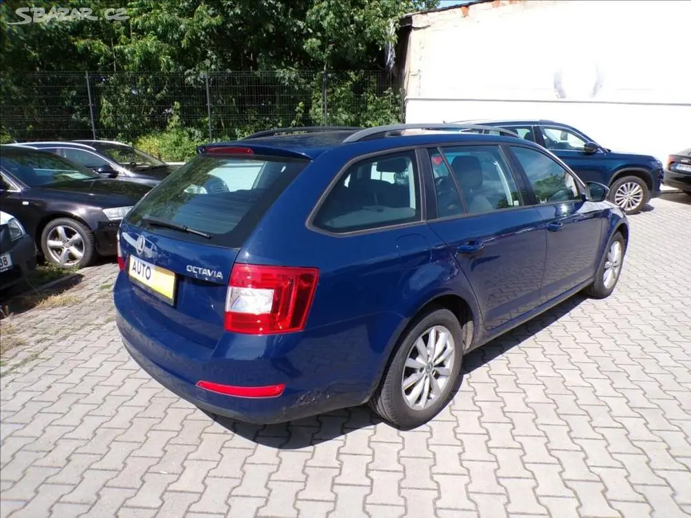 Škoda Octavia 1,6 TDI - fotka 4