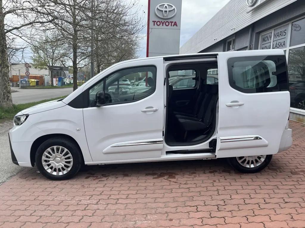 Toyota Proace City Verso, L1 - krátká -1.5D 130 koní - - fotka 4