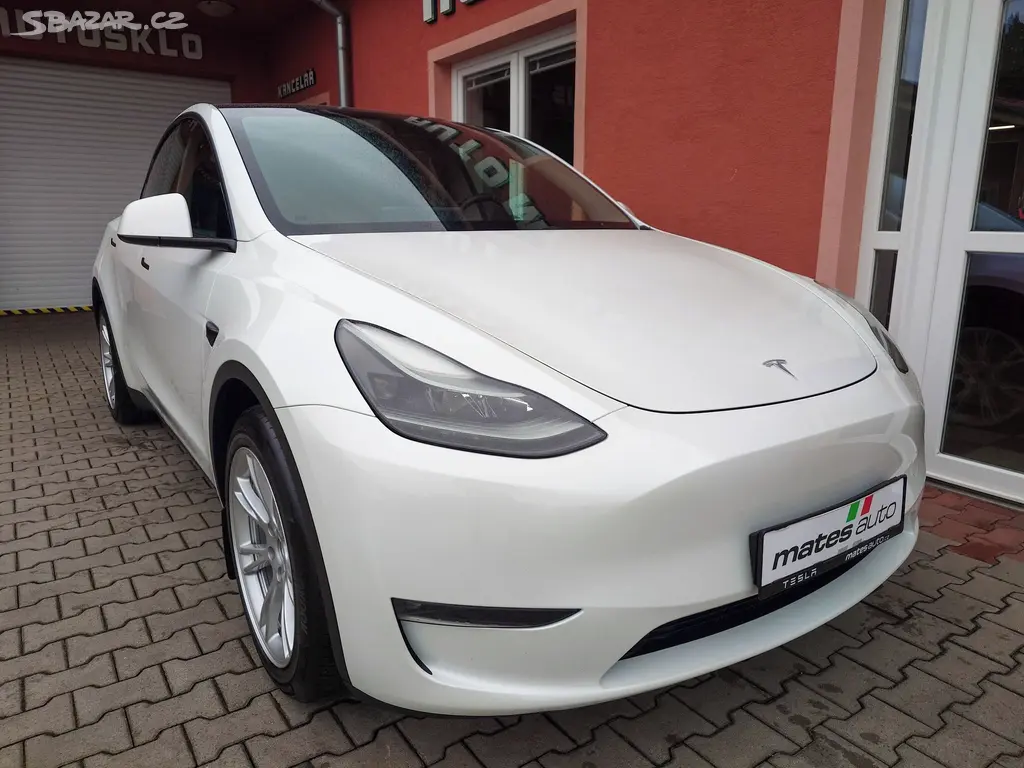Tesla Model Y, Long Range - Dual Motor 378 KW - fotka 5