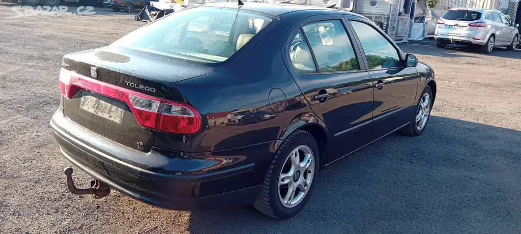 Seat Toledo 2.3 V5 Top stav - fotka 4