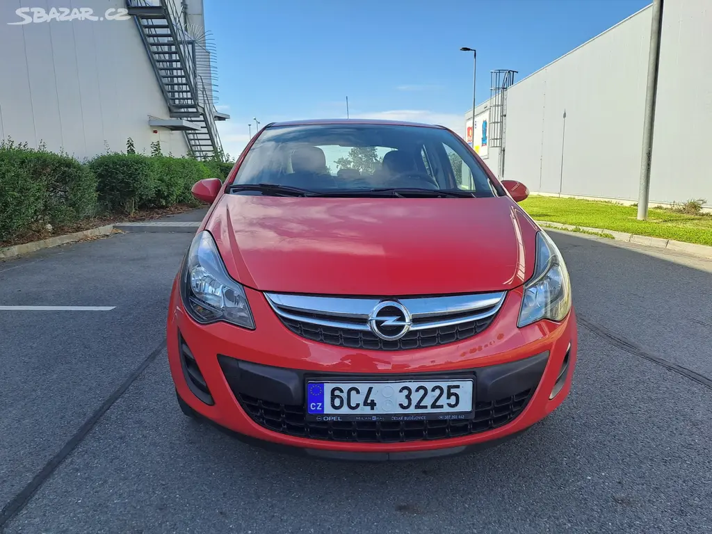 Opel Corsa, 1.0i ČR 2.MAJ PĚKNÁ+ZIMNÍ KOLA - fotka 2
