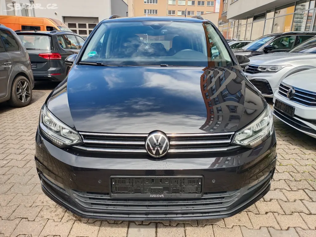Volkswagen Touran 2.0 TDI 110kW DSG Tažné - fotka 2