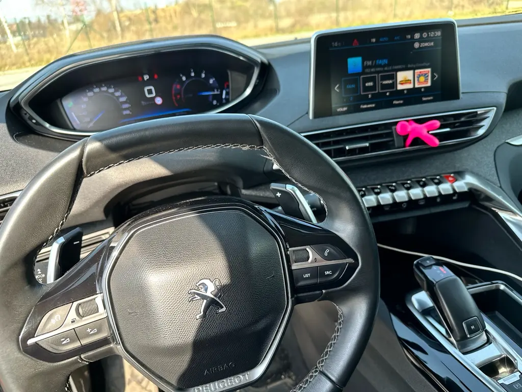 PEUGEOT 3008 ALLURE 1.2 96kW AUTOMAT 39 500 KM - fotka 5