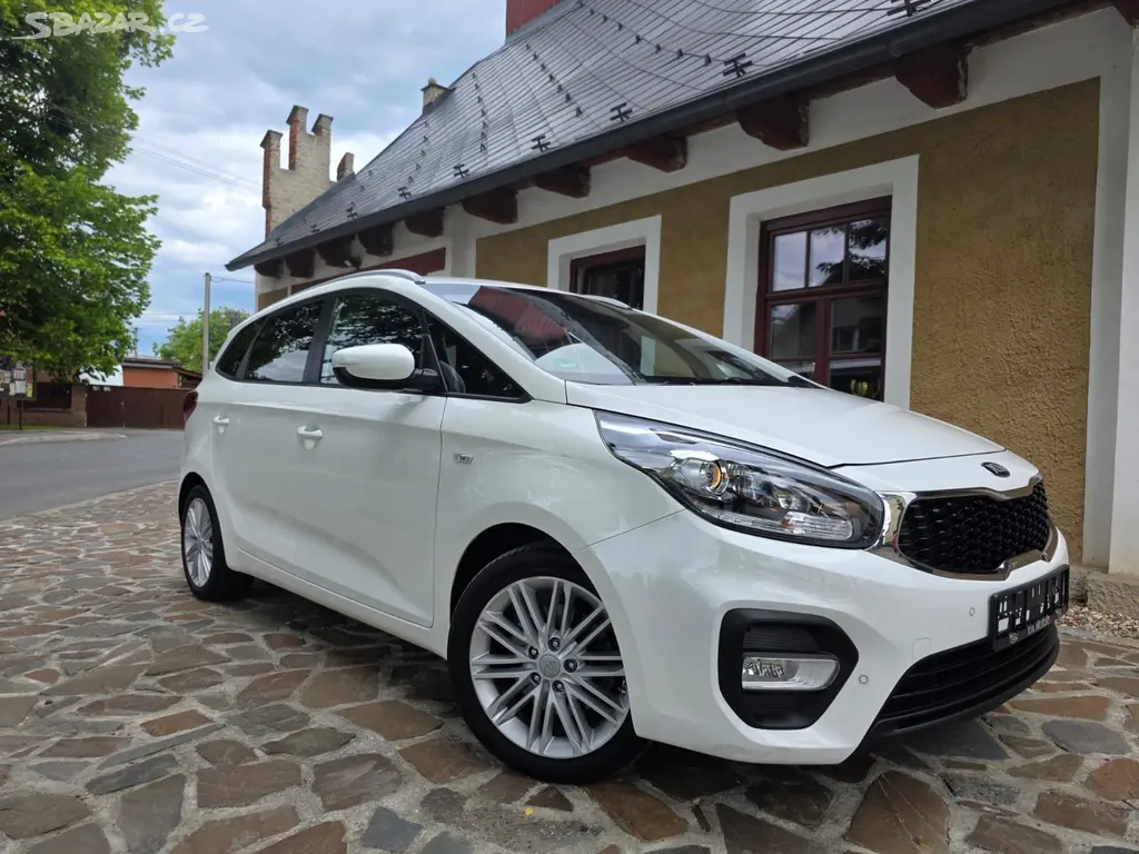 Prodám Krásnou Kia Carens 1.6 Ben